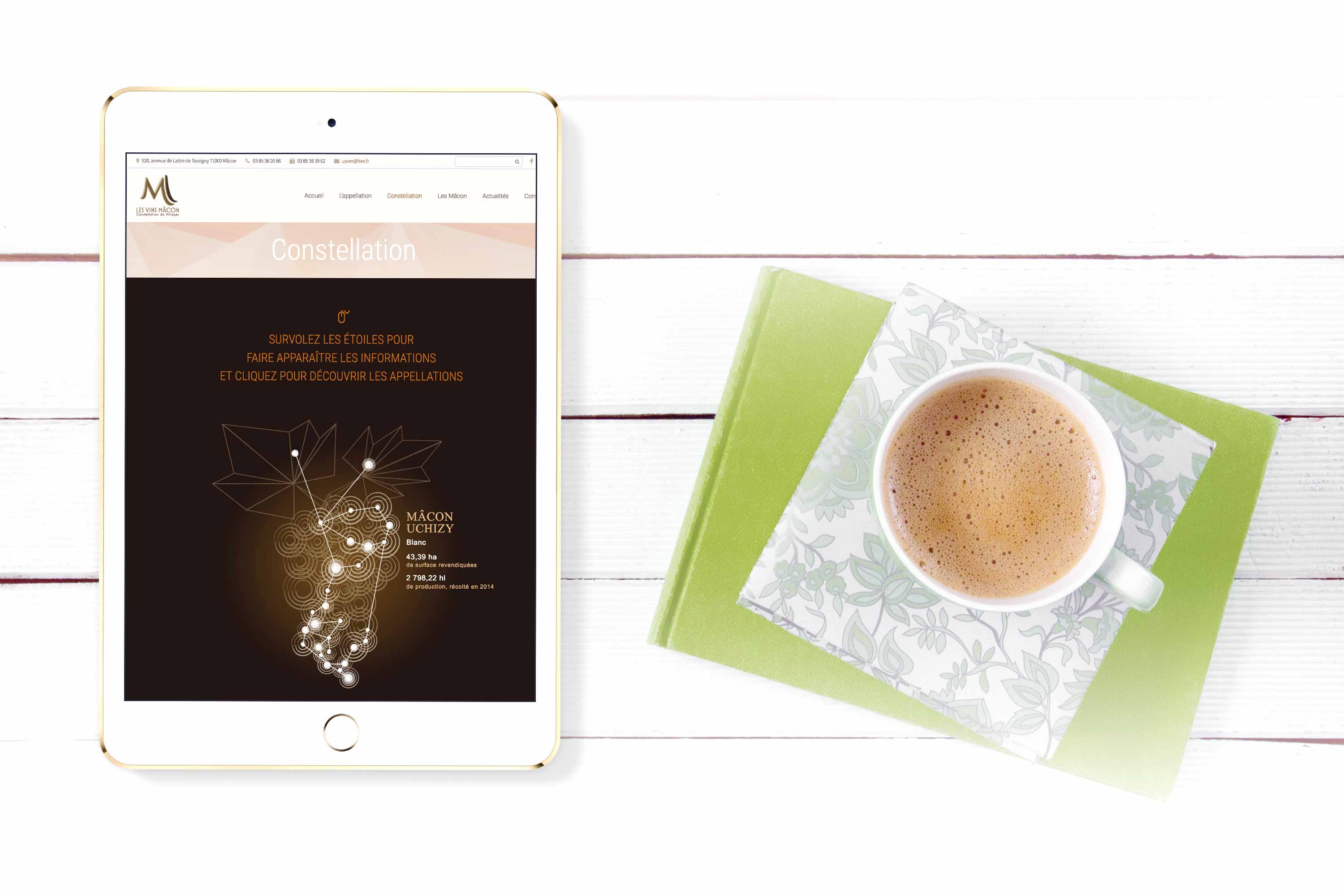 Page web avec constellation de villages interactive